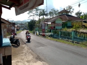 di jual tanah strategis pinggir jalan