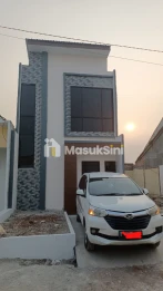 dijual rumah posisi hook 300 meter SHM dekat stasiun