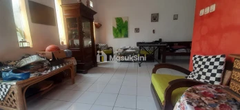 Rumah Hitung Tanah di jl. Ir. H. Djuanda Dago Bandung