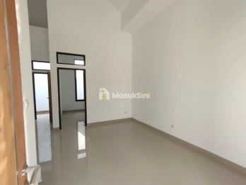 RUMAH BARU, SIAP HUNI, BISA KPR DEKAT RS HERMINA