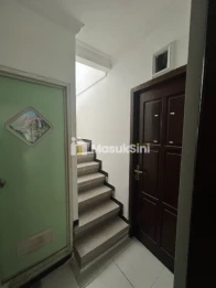 DIJUAL RUMAH 2 LANTAI AKSES MOBIL LOKASI SAWOJAJAR 1 MALANG