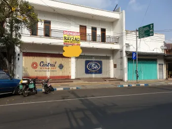 DISEWAKAN RUKO 2LANTAI DI TEPI JALAN KH.WACHID HASYIM PASURUAN KOTA JATIM