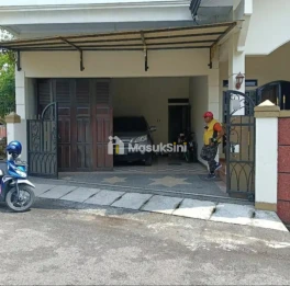 Di Jual Rumah 2 Lantai Kawasan Puri Permata Antapani Kota Bandung