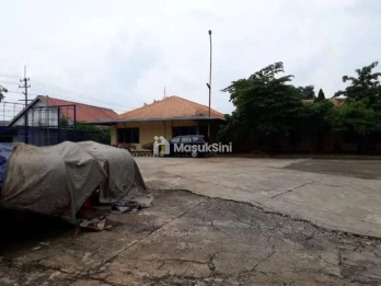 Dijual Gudang Luas di Raya Teras, Mojokerto