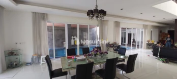 Dijual RUMAH MEWAHHH GRAHA FAMILI Blok W GOLF VIEW