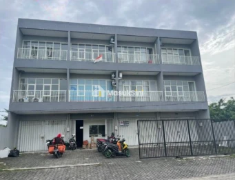Dijual Ruko 3 Lantai di Dian Istana, Surabaya
