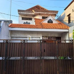 Dijual Rumah 2 Lantai di Jalan Kedungdoro Kota Surabaya