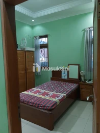 Dijual Rumah 2 Lantai di Jalan Penegak, Sukabumi
