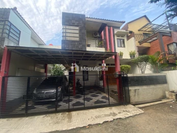 Dijual Rumah 2 Lantai di Perumahan Curug Indah,