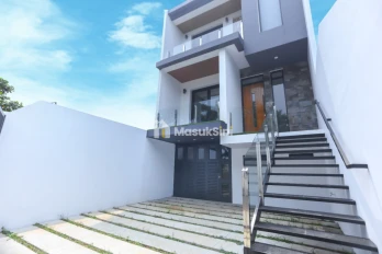 Dijual Rumah 3 Lantai Minimalis di Gunung Putri, Kabupaten Bogor