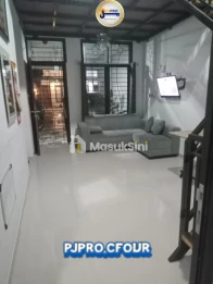 Dijual Rumah Bagus dengan Furnished di Perumahan Nirwana Hill