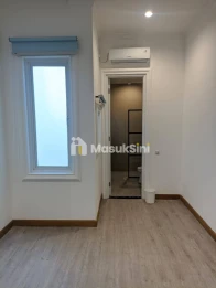 Dijual Rumah GRAHA FAMILY Blok VB American Modern