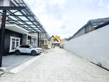 Dijual Rumah Komplek The Exclusive Residence