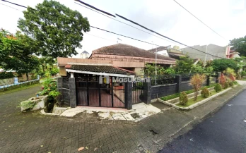 Dijual Rumah Kos Masih Aktif di Jl Terusan Cikampek Dekat UB Malang
