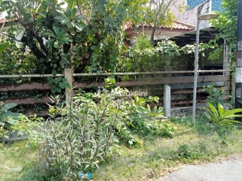 Dijual Rumah Luas di Raya Ir. Soekarno MERR,