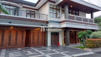 Dijual Rumah Mewah di Cluster Kemang Utara,