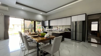 Dijual Rumah Mewah di Komplek Deplu, Jakarta Selatan