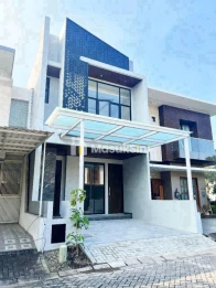 Dijual Rumah Minimalis di Dian Istana, Surabaya Barat