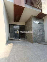 Dijual Rumah Mulyosari Tengah Surabaya