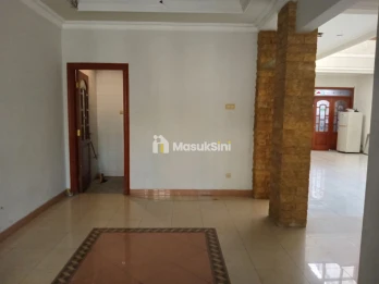 Dijual Rumah Pantai Mentari Surabaya