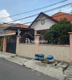 Dijual Rumah Petemon Surabaya