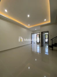 Dijual Rumah Rungkut Mapan Tengah Surabaya