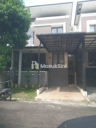 Dijual Rumah Siap Huni di Modern Golf Town House, ModernLand, Tangerang