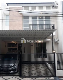 Dijual Rumah di Griya Asri Pakuwon City, Surabaya