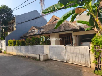 Dijual Rumah di Jl. Dieng, Pondok Gede – Kota