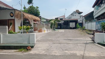 Dijual Tempat Usaha di Jalan Klasmen, Solo