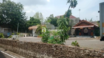 Dijual Tempat Usaha di Jalan Klasmen, Solo