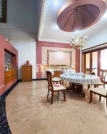 Dijual Villa 2,5 Tingkat Komplek Grand Polonia