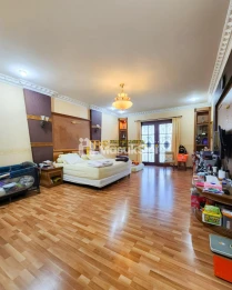 Dijual Villa 2,5 Tingkat Komplek Grand Polonia Jalan Perhubungan Udara
