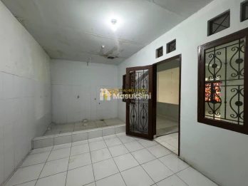 Dijual Villa di Komplek Cemara Asri Jalan Duku - Medan
