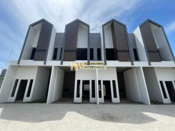 Dijual Villa di Komplek Cemara Houston Residence Jalan Lorong Timur 2