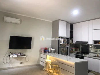 Dijual rumah 2unit di Burgundy Residence The Orchard Summarecon