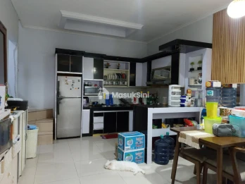Dijual rumah semi furnished di Harapan Indah Cluster Harmoni