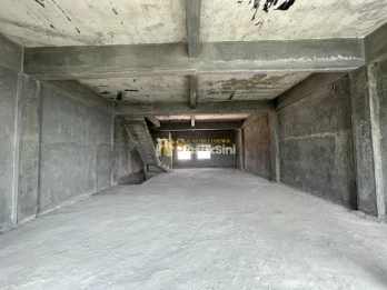 Dijual/Disewakan Ruko 4,5 Tingkat di Jalan KL.