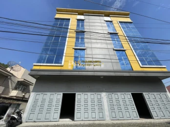 Dijual/Disewakan Ruko 4,5 Tingkat di Jalan KL. Yos Sudarso - Medan