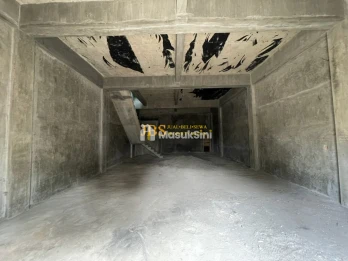 Dijual/Disewakan Ruko 4,5 Tingkat di Jalan KL. Yos Sudarso - Medan