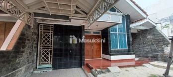 Disewa rumah murah 1,5lantai di Taman Modern Cakung Jakarta Timur siaphuni