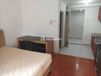 Disewakan APARTEMEN BERKELEY Lantai 15
