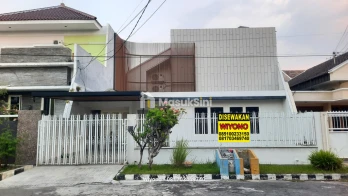 Disewakan Rumah Furnished Dekat RSUD dr. Soetomo Surabaya di Dharmahusada