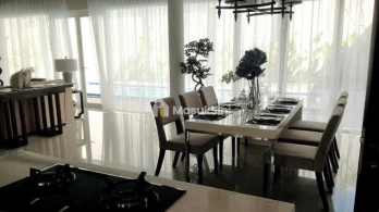 Disewakan Rumah GRAHA FAMILI Blok P Surabaya Barat