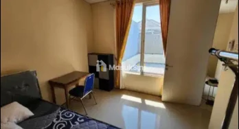 Disewakan Rumah Minimalis di Perumahan Royal Residence, Surabaya