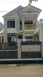 Disewakan Rumah di Perumahan Bumi Karang Indah, Jl Karang Asri III Lebak Bu