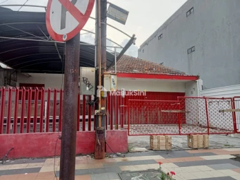 Disewakan Tempat Usaha di Raya Bratang Binangun, Surabaya