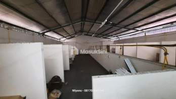 Gudang Tengah Kota Surabaya