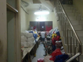 Jual Gudang Strategis dekat Kota Tua di Jembatan Lima Jakarta Barat