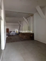 Jual Ruko Tempat Usaha Kosong di Raya Pandegiling Surabaya
